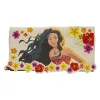 Guarda os teus pertences com a carteira Vaiana Live Action Disney Loungefly. Inclui pormenores bordados