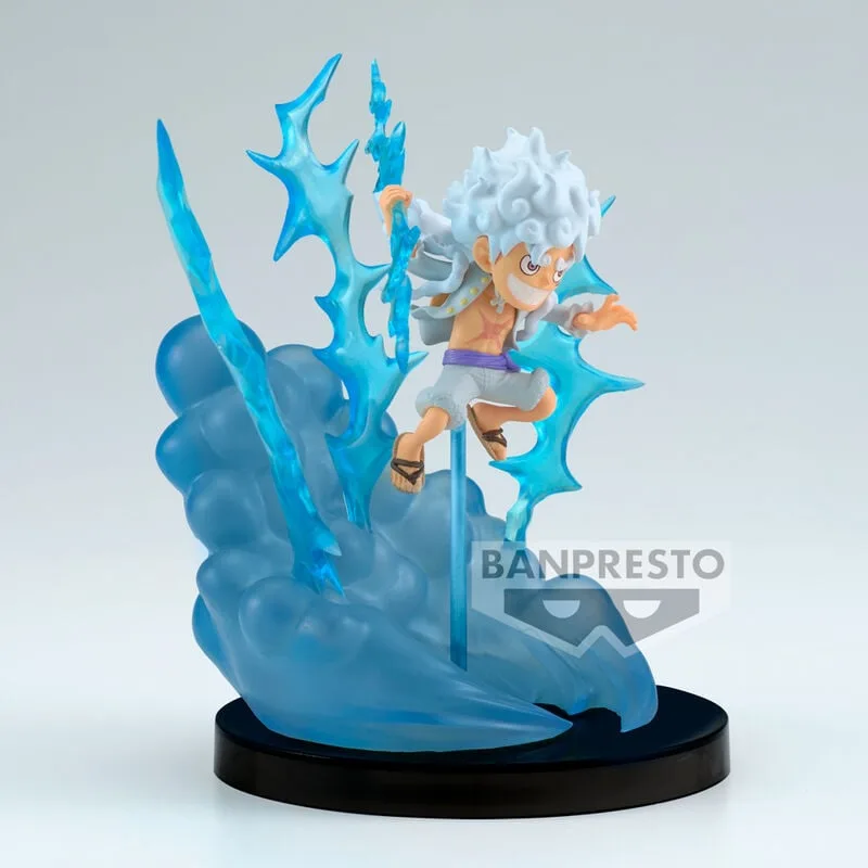 com 6 cm e 13 cm com base. Uma miniatura para a tua coleção do Chapéu de Palha. Explora já!