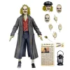 A Figura de Ação Ultimate Beetlejuice Tour Guide 1988 da NECA tem 18 cm e acessórios. Uma peça para fãs de Os Fantasmas Divertem-se. Compra já!