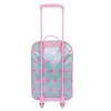 Viaja com estilo com o Trolley Infantil 3D Pets Barbie 52 cm. Mala macia com relevo frontal