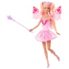 A Boneca Fada Barbie da Mattel muda de cor com a água graças à varinha de estrelas. Asas e conjunto de fantasia cheios de magia. Descobre já!