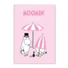Escreve e desenha com o Caderno A5 Premium Moomin da Erik. Capa dura forrada e formato prático para escola