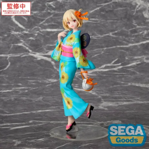 Explora a figura de Chisato Nishikigi da Sega Goods