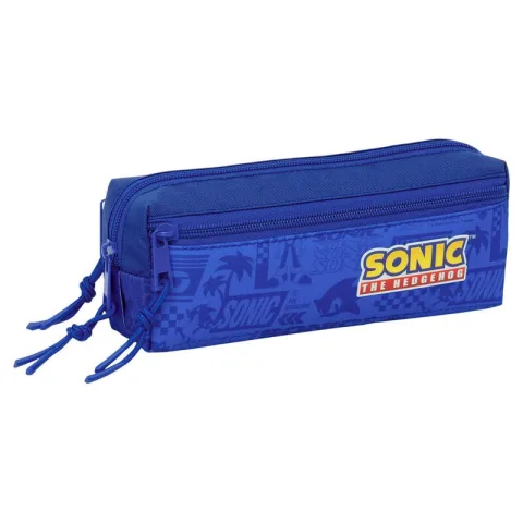 Estojo triplo Sonic the Hedgehog com três compartimentos de fecho de correr e cerca de 22 cm. Ideal para organizar o material escolar. Descobre já!