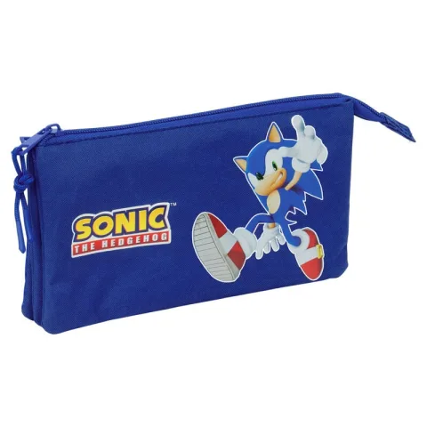 Estojo triplo Sonic the Hedgehog com três compartimentos de fecho de correr e cerca de 22 cm. Ideal para organizar o material escolar. Descobre já!