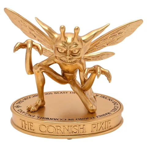 Figura Duende da Cornualha Harry Potter de 15 cm com acabamento dourado detalhado