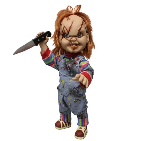 Assusta os amigos com o Boneco Falante Chucky O Boneco Diabólico de 38 cm da Mezco Toyz. Fala 7 frases